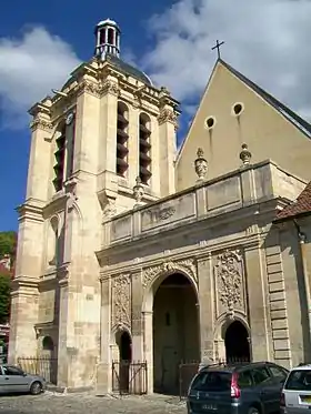 Clocher et façade occidentale.