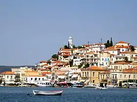 Ville de Poros.