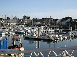 Vue du port depuis le môle.