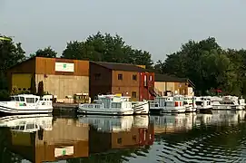 Port de plaisance de Scey-sur-Saône.