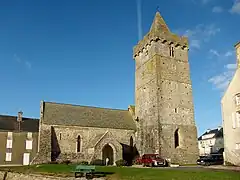 Église Notre-Dame de Portbail vue du pont.