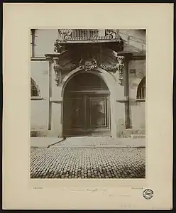 Portail de l'hôtel de Paulo (ancien no 39).