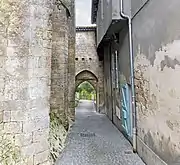 Porte fortifiée