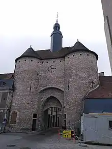 Porte médiévale de la ville