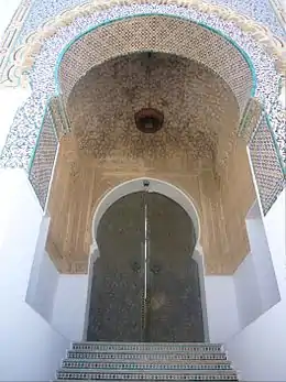 Porche de la mosquée Sidi Boumediene.