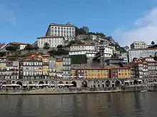 Porto , capitale européenne de la culture 2001 pour le Portugal.