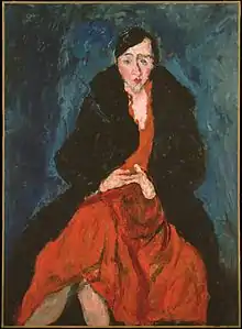 Peinture représentant une femme brune assise de face, en robe rouge et manteau noir, sur fond bleu foncé