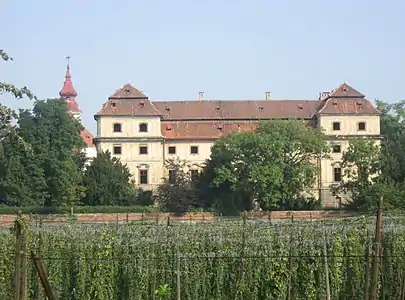 Façade du château.