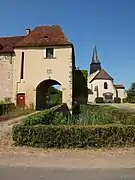 Château et église.