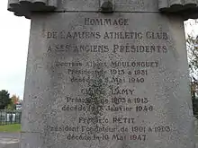 Plaque commémorant les trois premiers présidents de l'Amiens Athlétic Club