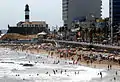 Le phare vu depuis la plage