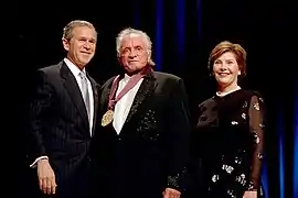 Avec Laura et George W. Bush(22 avril 2002)