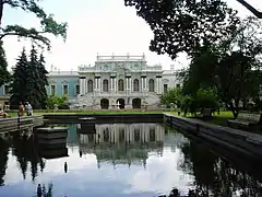 Le palais Mariinsky, côté jardins.