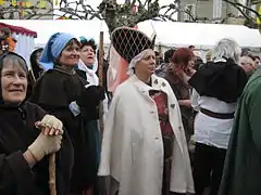 Costume médiévaux
