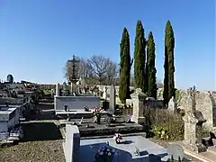 Le cimetière de Vicq.