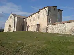 Le prieuré de Salagon.