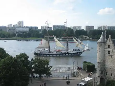 Le Prince William a Anvers en 2006 durant les Tall Ships Races.