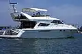 Yacht de luxe à Newport Beach.