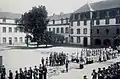 Procession à Pont-Croix vers 1920 (carte postale Villard).