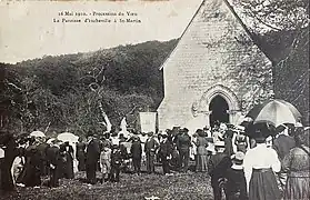 Procession à la chapelle Saint-Martin-au-Bosc en 1910.