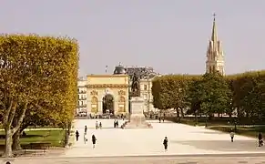 Vue avec l'église Sainte-Anne.