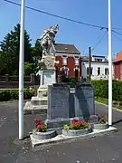 Le monument aux morts.