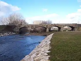 Pont de la Molinería sur le río Tuerto.