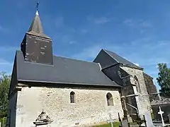 Vue extérieure de l'église.