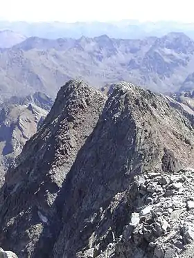 Vue de la Punta Gabarro depuis la Pique d'Estats