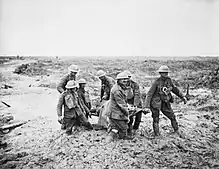 Description de l'image Q 005935PilckemRidge1August1917StretcherBearersBoesinghe.jpg.