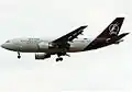 Un Airbus A310-200 de Qatar Airways en 1994