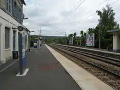 Les quais en direction de Paris.