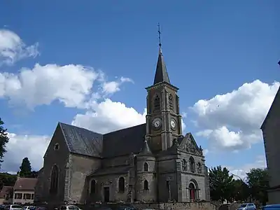 L'église vue du nord-ouest en juillet 2008.