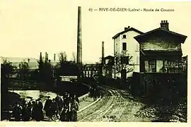 Rive-de-Gier, route de Couzon au début du XXe siècle.
