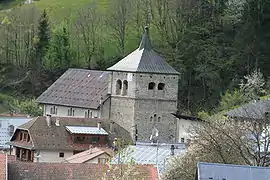 Clocher de l'église Sainte-Agathe de Queige.