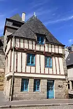 Maison du vieux Quimper datant du XVIIe siècle.