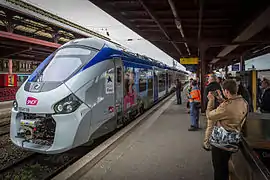 Régiolis aux couleurs de l'Alsace produit dans l'usine Alstom de Reichshoffen.