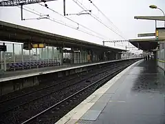 La gare RATP de Saint-Maur - Créteil et ses deux quais.
