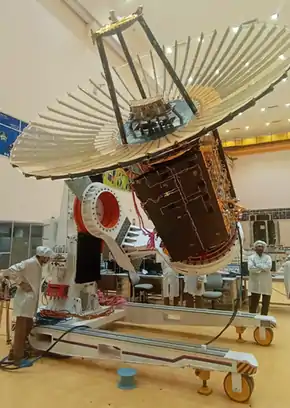 Description de l'image RISAT-2BR1 with its Radial Rib Antenna deployed.png.