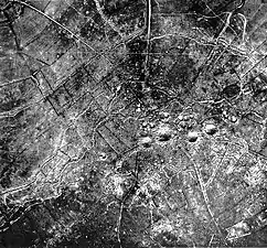La position «Saint-Eloi» après quatre explosions de mines en dessous de la tranchée avant le 1er avril 1916