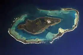 Image satellite de Raivavae (le nord est en haut).