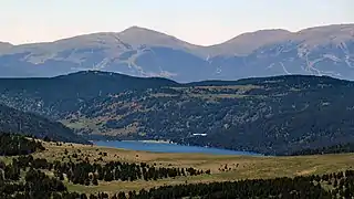 Barrage des Bouillouses vu des Camporells.