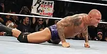 Orton s'apprêtant à exécuter son RKO