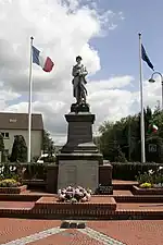 Le monument aux morts.