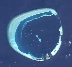 Image de Landsat 7 montrat l'atoll Rasdu.