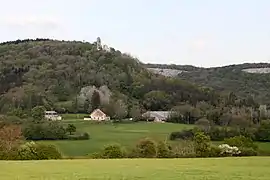 Vue panoramique sur le château depuis Scey.