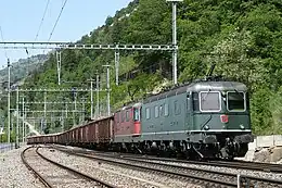 La Re 6/6 11646 en gare d'Hohtenn