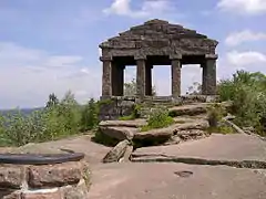 Le temple du Donon (reconstruction).