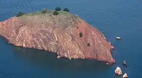 Red-rock-island