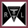 Drapeau d'une Reichsfrauenführerin. Le parti nazi puis le Troisième Reich comptait de nombreuses organisations politiques et paramilitaires féminines.